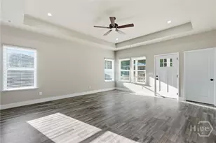 150 Darling St, Savannah, GA 31408 - Photo 9