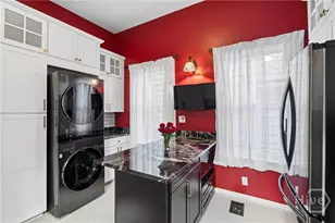 904 E Park Ave, Savannah, GA 31401 - Photo 7
