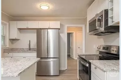2324 Florida Avenue, Savannah, GA 31404 - Photo 9