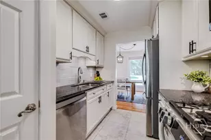7325 Tropical Way, Savannah, GA 31410 - Photo 17