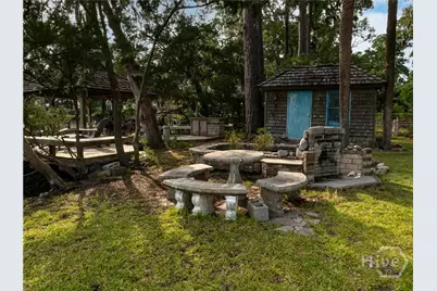 205 Suncrest Boulevard, Savannah, GA 31410 - Photo 3