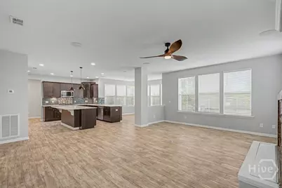 18 Minning Loop, Richmond Hill, GA 31324 - Photo 11