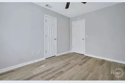 110 W Kenny Drive, Hinesville, GA 31313 - Photo 11
