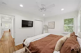 209 E 65th St, Savannah, GA 31405 - Photo 23
