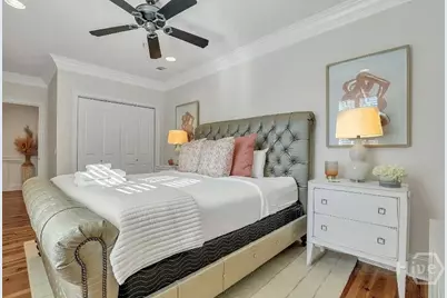 404 E McDonough Street, Savannah, GA 31401 - Photo 21