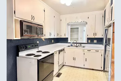 317 Brandywine Road, Savannah, GA 31405 - Photo 13