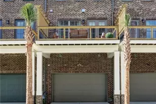 404 Upper E Ave, Savannah, GA 31401 - Photo 5