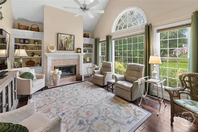 8 Baymeadow Lane, Savannah, GA 31405 - Photo 19