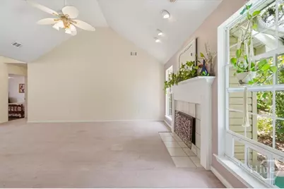 725 Laurel Hill Circle, Richmond Hill, GA 31324 - Photo 13