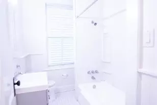 816 Drayton St, Savannah, GA 31401 - Photo 17
