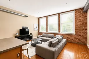 122 W Broughton St, Savannah, GA 31401 - Photo 5