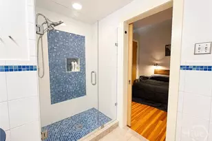 122 W Broughton St, Savannah, GA 31401 - Photo 11