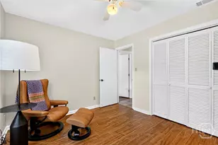701 Woodridge Dr, Savannah, GA 31410 - Photo 35
