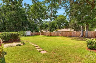 701 Woodridge Dr, Savannah, GA 31410 - Photo 49
