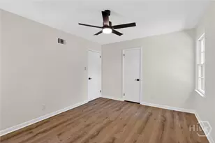325 Bunting Dr, Savannah, GA 31404 - Photo 11