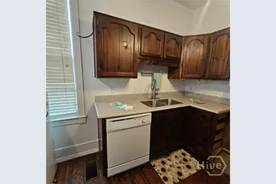 506 E York Street, Savannah, GA 31401 - Photo 7