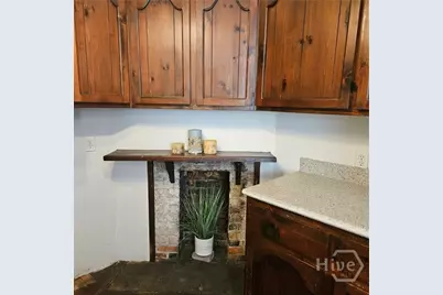 506 E York Street, Savannah, GA 31401 - Photo 9