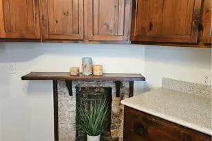 506 E York St, Savannah, GA 31401 - Photo 9