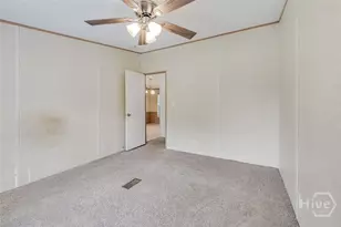 437 Burkhalter Cir, Claxton, GA 30417 - Photo 13