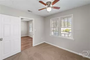 132 Jenks St, Savannah, GA 31415 - Photo 9