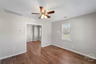 132 Jenks St, Savannah, GA 31415 - Photo 3
