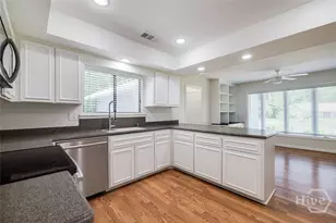 14 Hemingway Dr, Savannah, GA 31411 - Photo 11