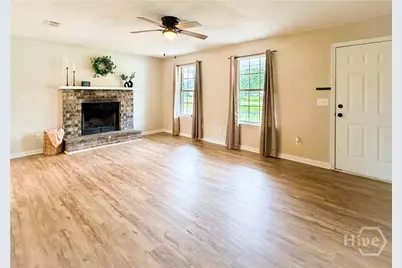 205 Pamela Drive, Allenhurst, GA 31301 - Photo 5
