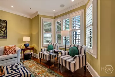 525 E Broughton Street, Savannah, GA 31401 - Photo 9