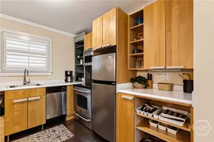 525 E Broughton St, Savannah, GA 31401 - Photo 45