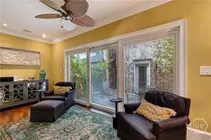 525 E Broughton St, Savannah, GA 31401 - Photo 21
