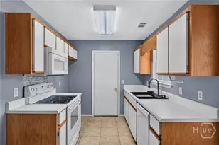 21 Clearwater Ln, Savannah, GA 31419 - Photo 7