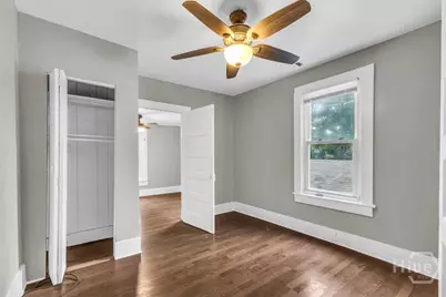 1023 W 37th Street, Savannah, GA 31415 - Photo 9