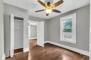 1023 W 37th St, Savannah, GA 31415 - Photo 9
