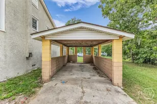 1023 W 37th St, Savannah, GA 31415 - Photo 21