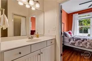 105 W 31st St, Savannah, GA 31401 - Photo 13