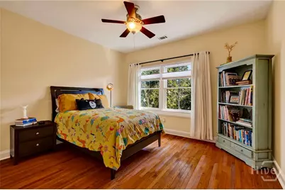 105 W 31st Street, Savannah, GA 31401 - Photo 15