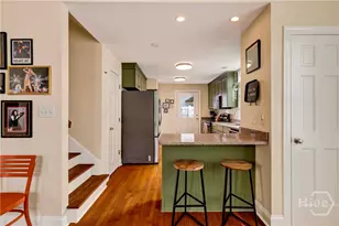 105 W 31st St, Savannah, GA 31401 - Photo 9