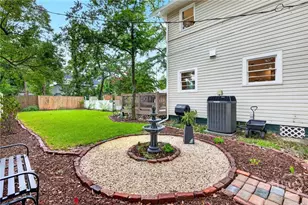 745 E 41st St, Savannah, GA 31401 - Photo 47