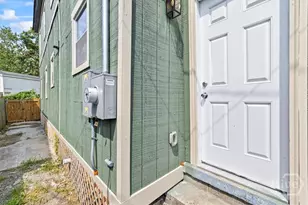 1137 E Gwinnett St, Savannah, GA 31404 - Photo 27