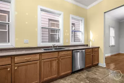 2307 Whitaker Street #B, Savannah, GA 31401 - Photo 9
