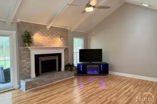 911 Boxwood Dr, Savannah, GA 31410 - Photo 7