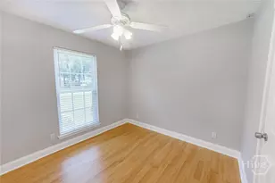 911 Boxwood Dr, Savannah, GA 31410 - Photo 17
