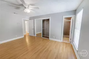 911 Boxwood Dr, Savannah, GA 31410 - Photo 15