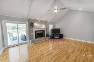 911 Boxwood Dr, Savannah, GA 31410 - Photo 7