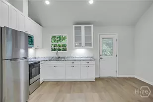 2108 California Ave, Savannah, GA 31404 - Photo 7