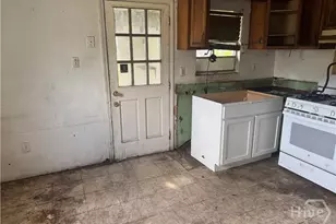 2243 Mosley St, Savannah, GA 31404 - Photo 3