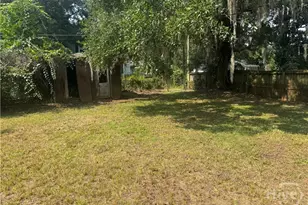2243 Mosley St, Savannah, GA 31404 - Photo 9