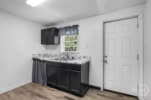 3311 Myrtle St, Savannah, GA 31405 - Photo 11