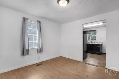 3311 Myrtle Street, Savannah, GA 31405 - Photo 7