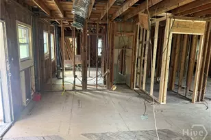 1210 E 40th St, Savannah, GA 31404 - Photo 9